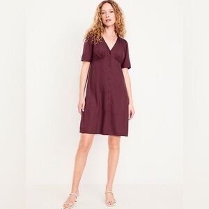 | Old Navy | Button-Down Crepe Dress in Royal Velvet Women’s size large